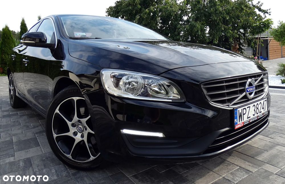 Volvo S60 D4 R-Design Summum - 20