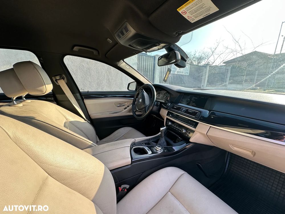 BMW Seria 5 520d Efficient Dynamics Edition - 34