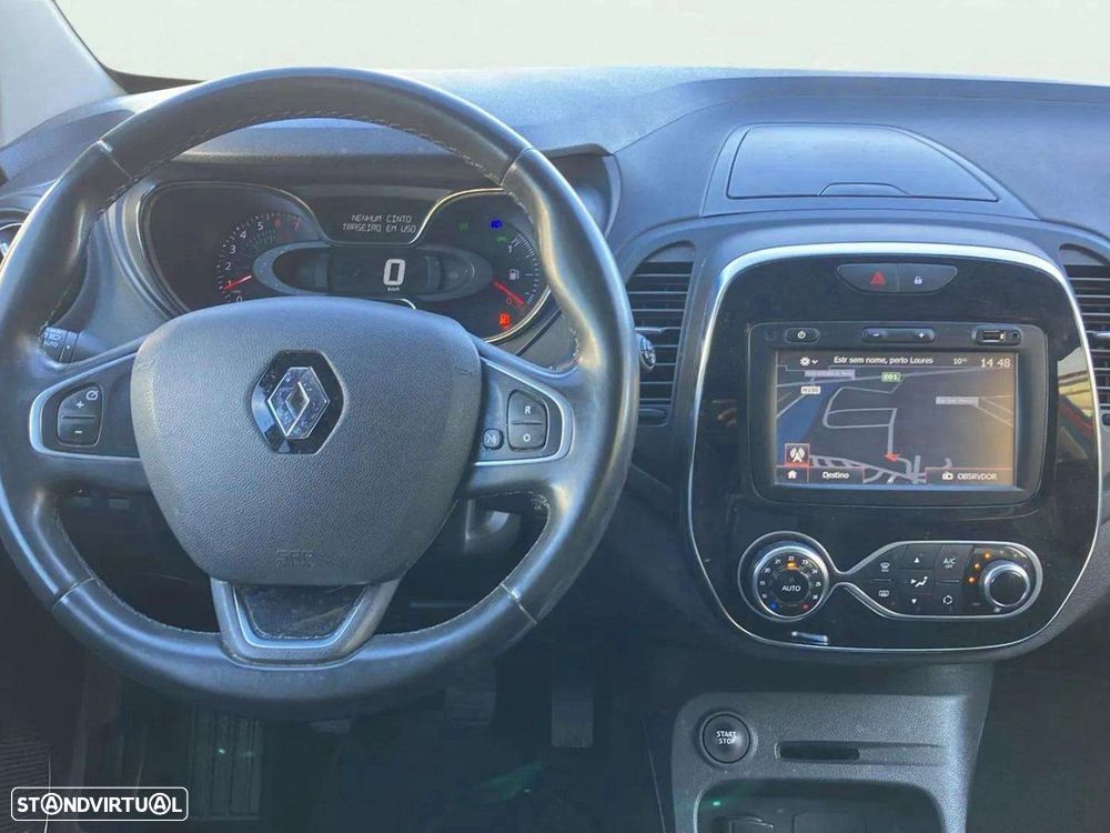 Renault Captur - 10