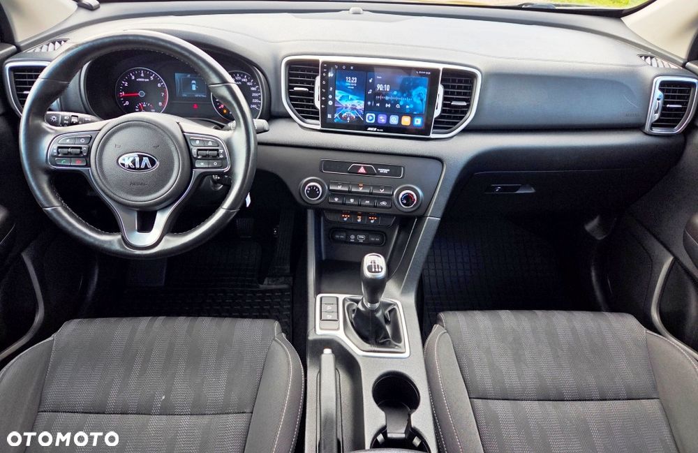 Kia Sportage 1.6 GDI Business Line L 2WD - 35