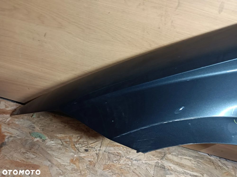 Błotnik przedni lewy Seat Ibiza V 17- 6F0821105A - 5