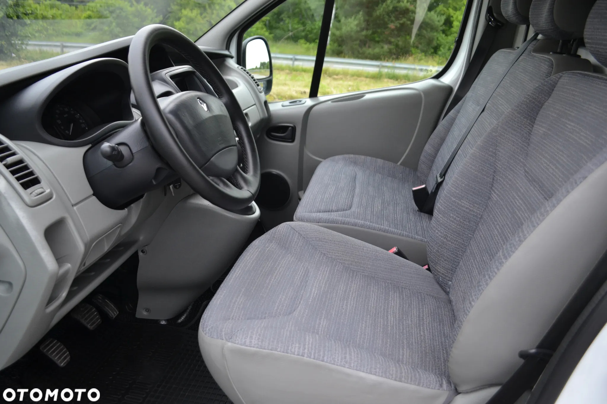 Renault Trafic - 14