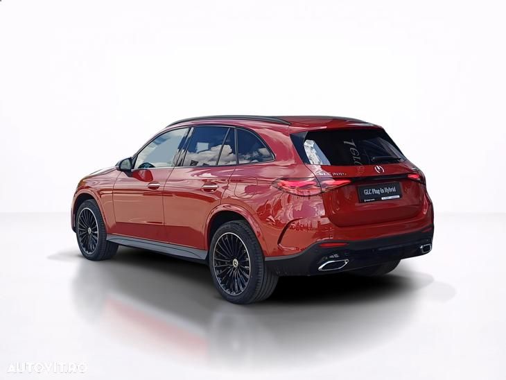 Mercedes-Benz GLC 300 e 4Matic 9G-TRONIC AMG Line Advanced - 9