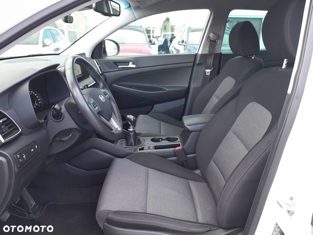 Hyundai Tucson 1.6 GDI BlueDrive Comfort 2WD - 12