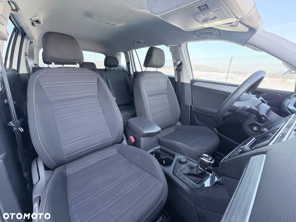 Volkswagen Tiguan - 14