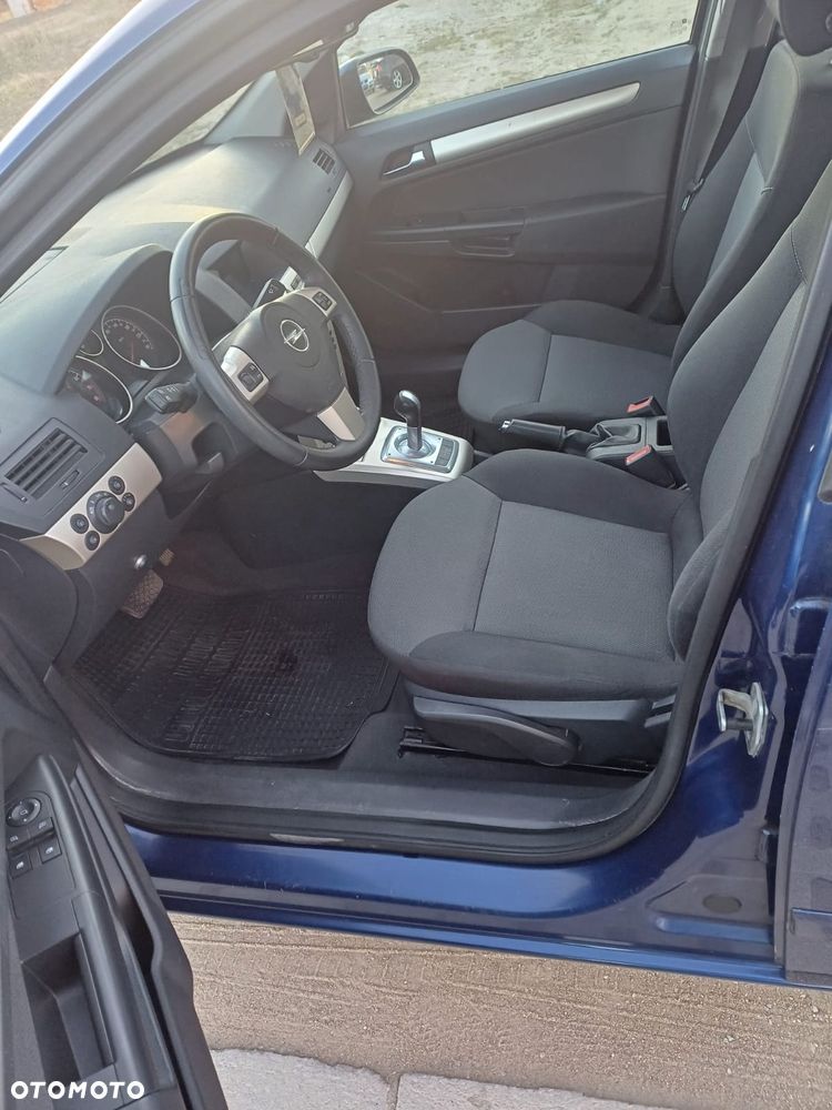 Opel Astra 1.6 Elegance Easytronic - 9