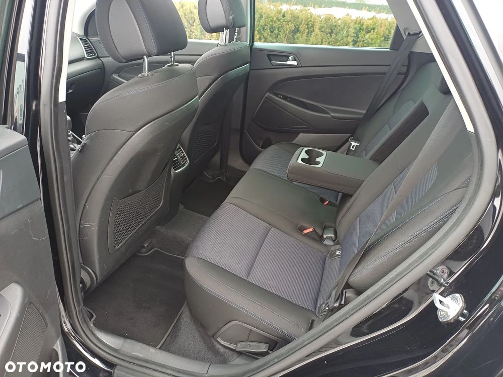 Hyundai Tucson - 16