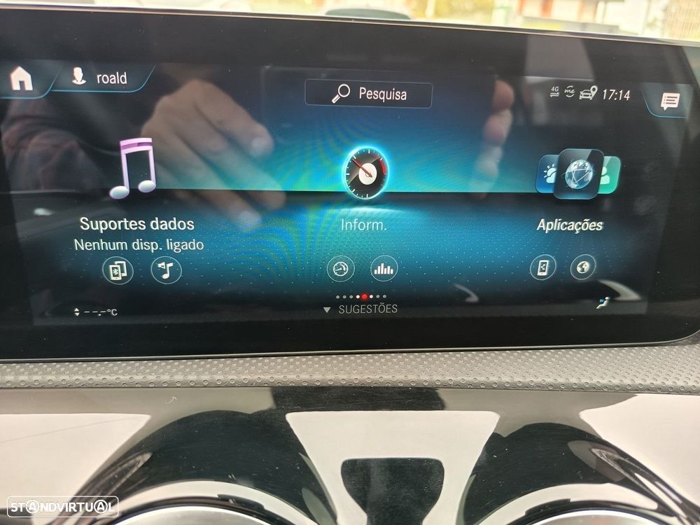 Mercedes-Benz A 200 Limousine d AMG Line Aut. - 25