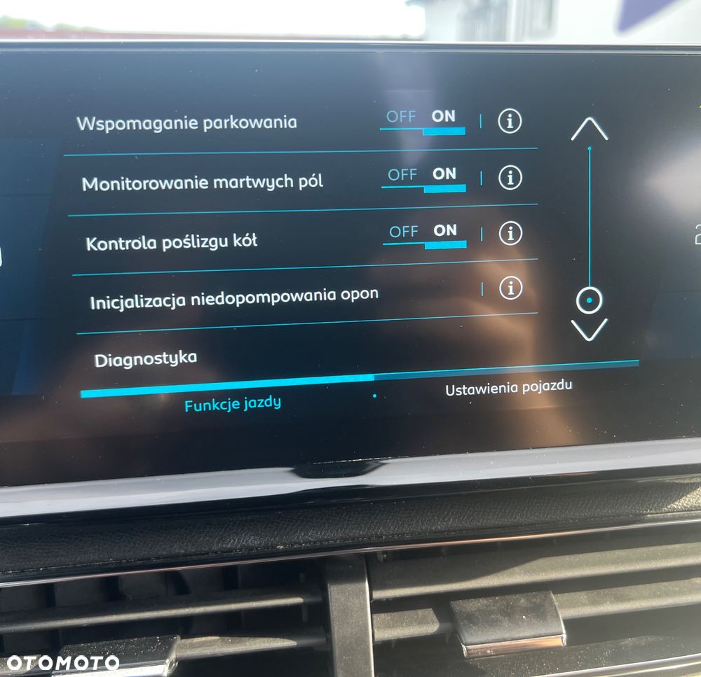 Peugeot 3008 1.6 PureTech HYbrid4 GT S&S EAT8 - 22