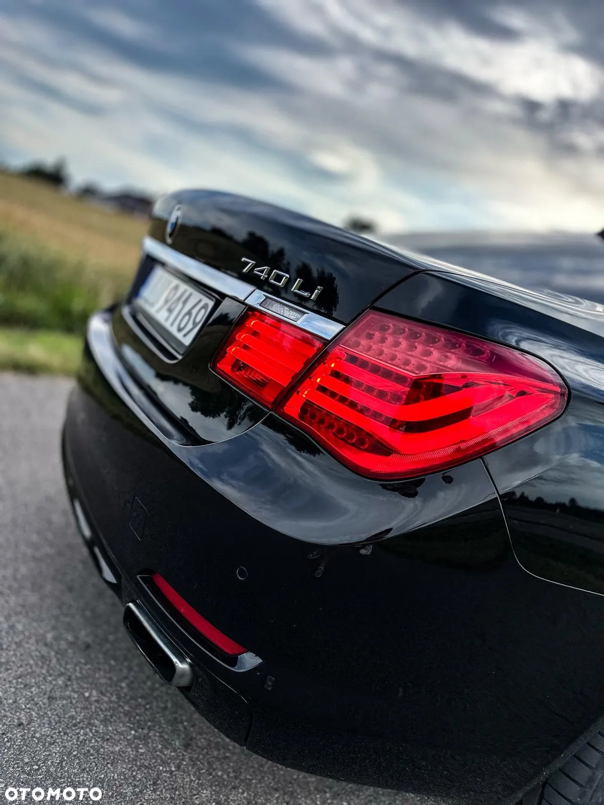 BMW Seria 7 740i L - 7