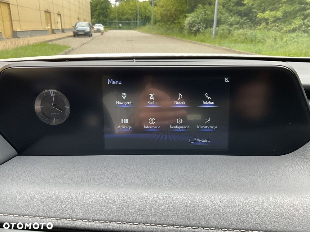 Lexus UX - 29