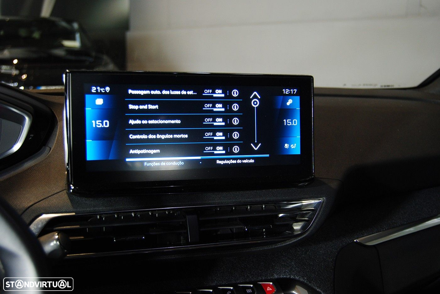 Peugeot 3008 1.5 BlueHDi Allure Pack EAT8 - 24