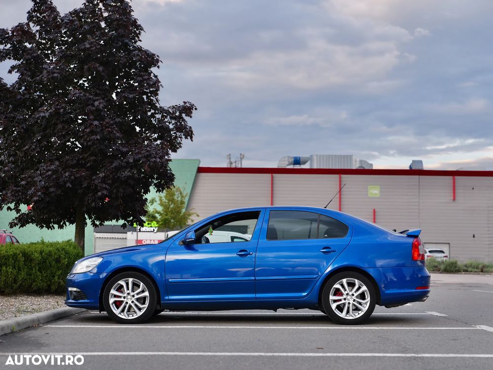 Skoda Octavia 2.0 TDI CR DPF RS - 5