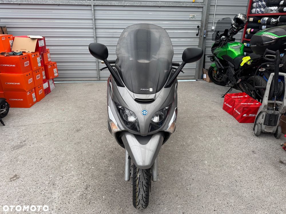 Piaggio Xevo - 2
