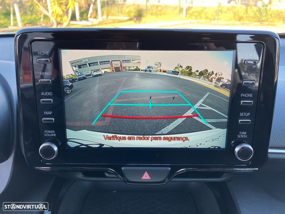 Toyota Yaris Cross 1.5 HDF Comfort Plus - 25