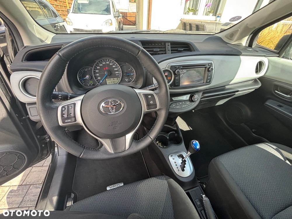 Toyota Yaris - 7