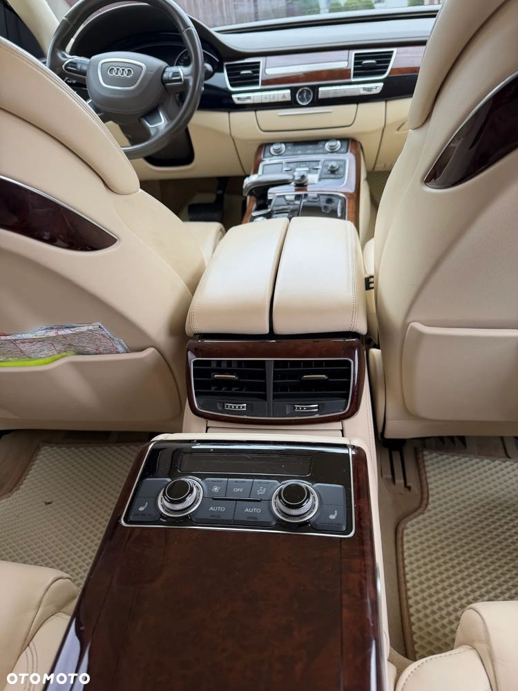 Audi A8 4.2 FSI Quattro - 11