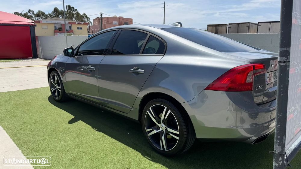 Volvo S60 D4 Momentum - 10