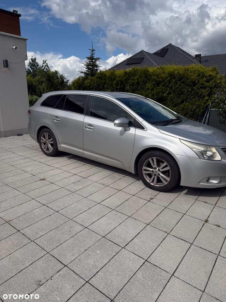 Toyota Avensis 2.0 D-4D Sol plus+NAVI - 5
