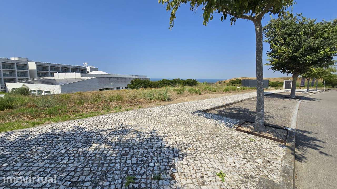 713 m² de Exclusividade num Novo Condomínio na Aldeia dos Capuchos. - Grande imagem: 5/37