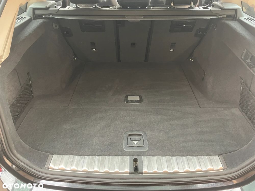 BMW Seria 3 318d - 11