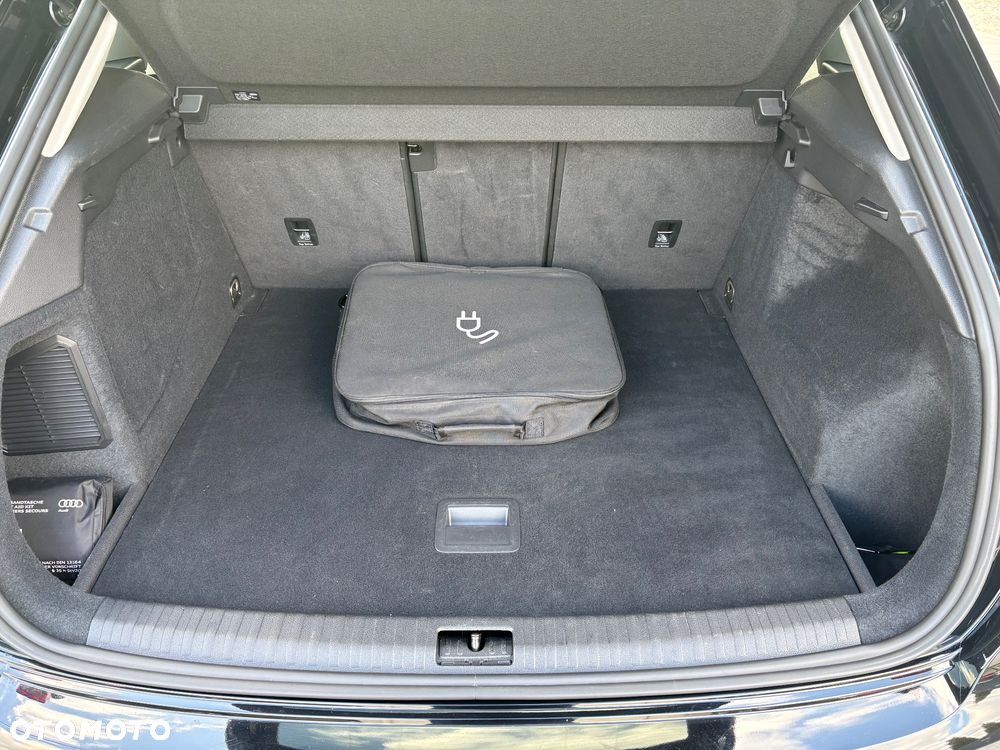 Audi Q3 45 TFSIe S tronic - 23