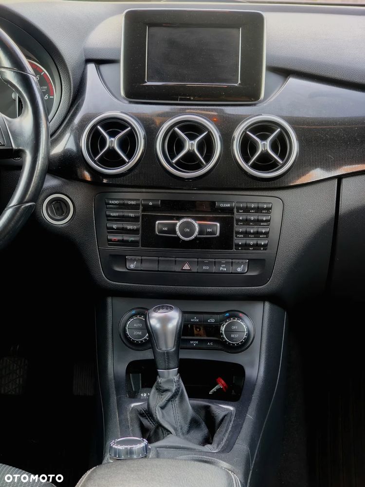 Mercedes-Benz Klasa B 180 CDI (BlueEFFICIENCY) - 14