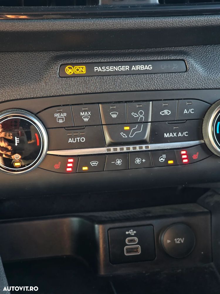 Ford Kuga 2.5 Duratec FHEV FWD ST Line - 17