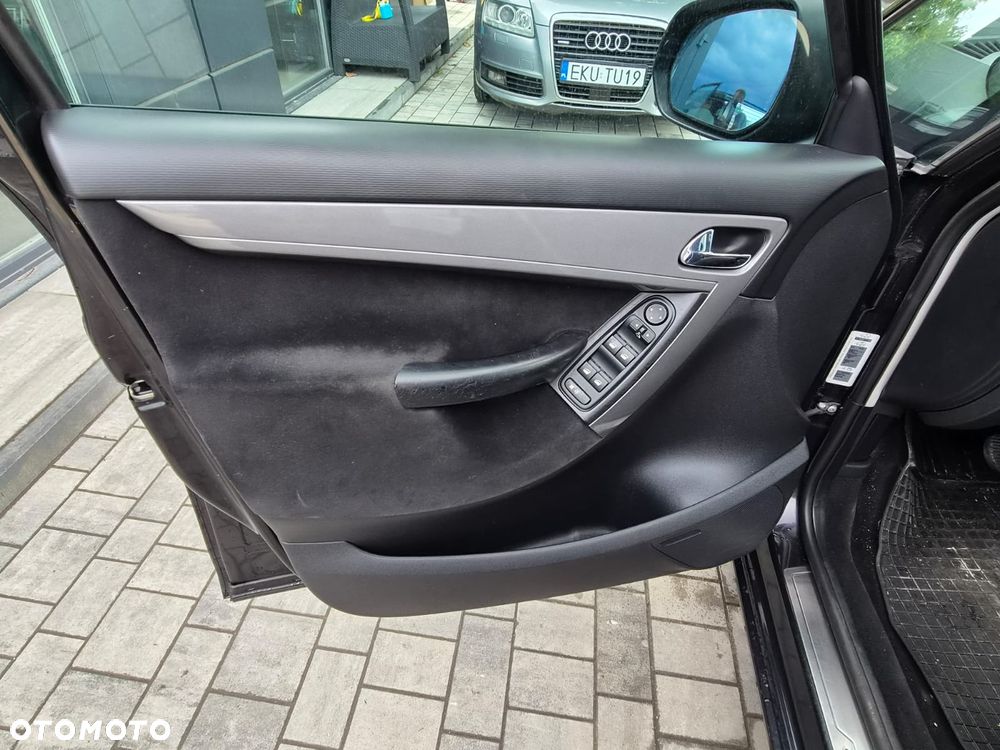 Citroën C4 Grand Picasso 2.0 16V EGS6 Style - 28