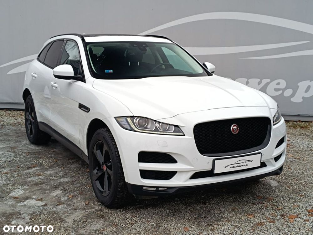 Jaguar F-Pace - 12
