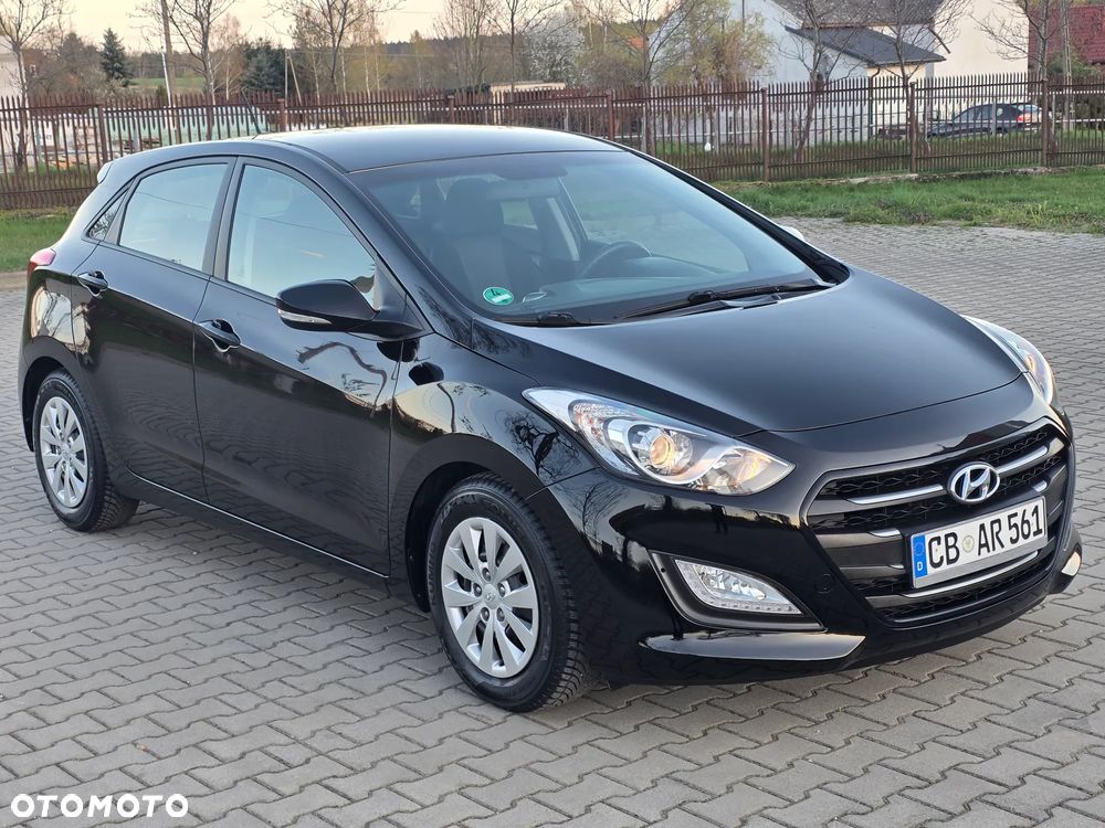 Hyundai i30 blue 1.4 Classic Navigation - 2