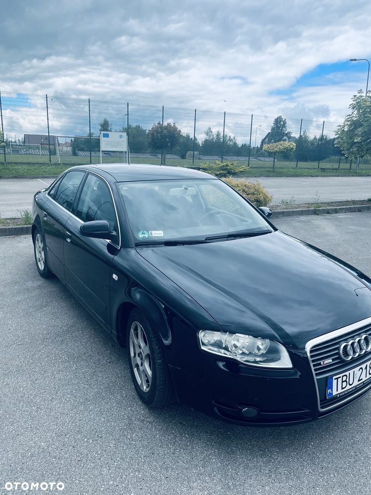 Audi A4 Limousine - 3