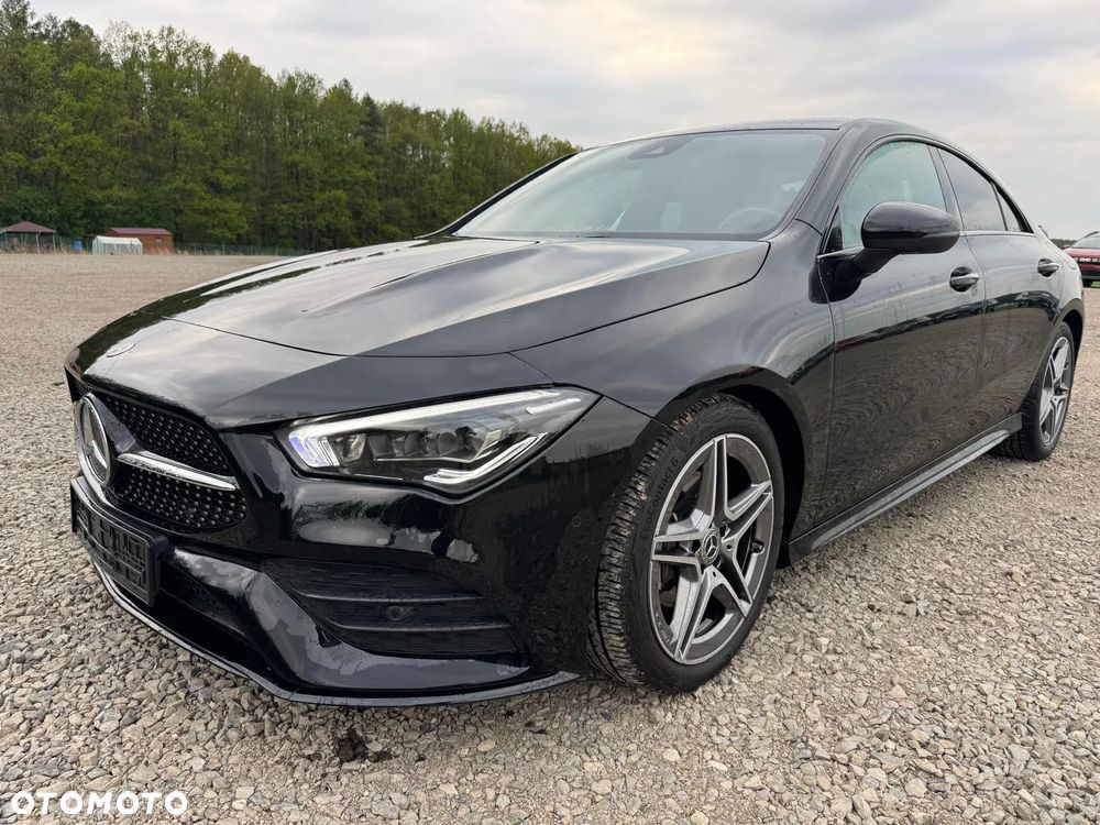 Mercedes-Benz CLA 180 7G-DCT AMG Line Advanced Plus