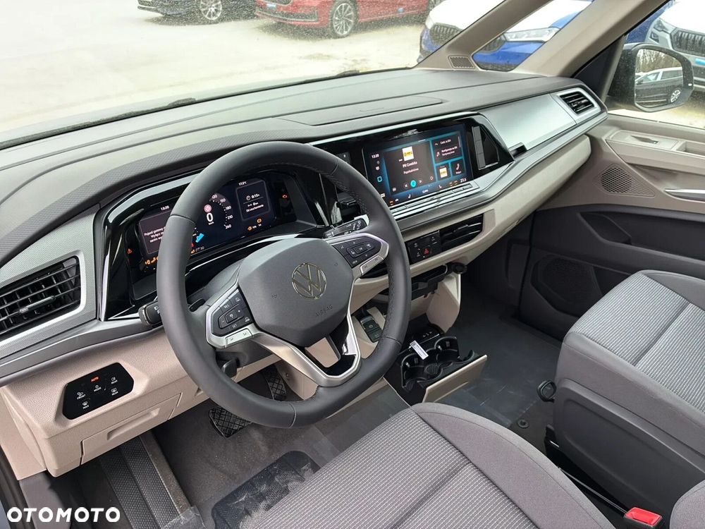 Volkswagen Multivan - 13