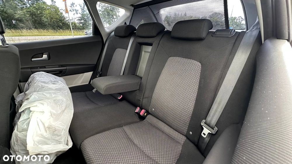 Kia Ceed 2.0 CVVT Automatik Spirit - 33