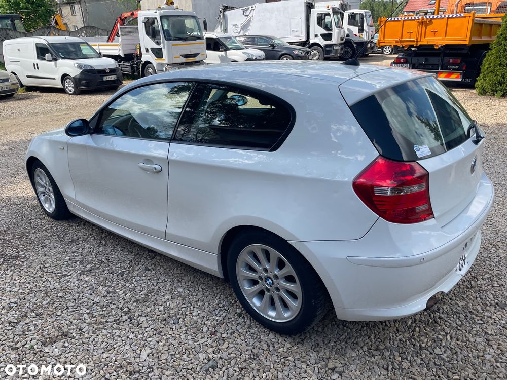 BMW Seria 1 - 19