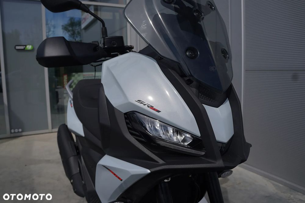 Aprilia SR - 21
