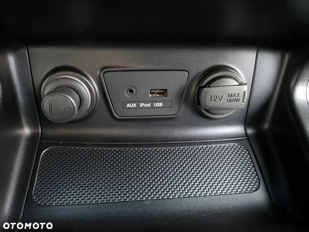 Hyundai ix35 1.6 2WD Fifa World Cup Edition - 27