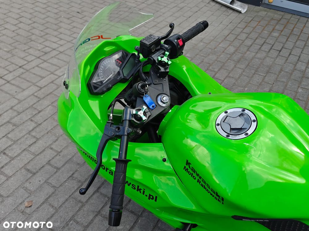 Kawasaki Ninja - 7