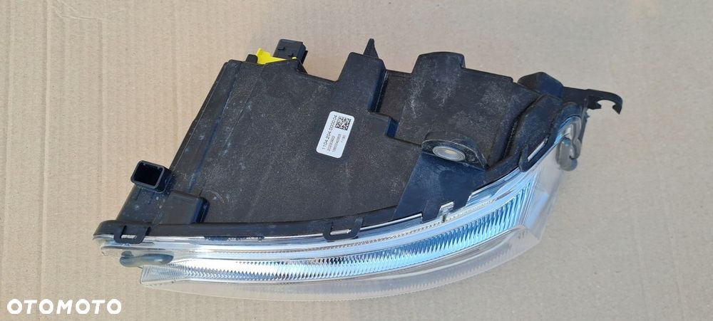VOLVO FH5 21 HALOGEN PRZÓD PRAWY DRL 23752741 - 2