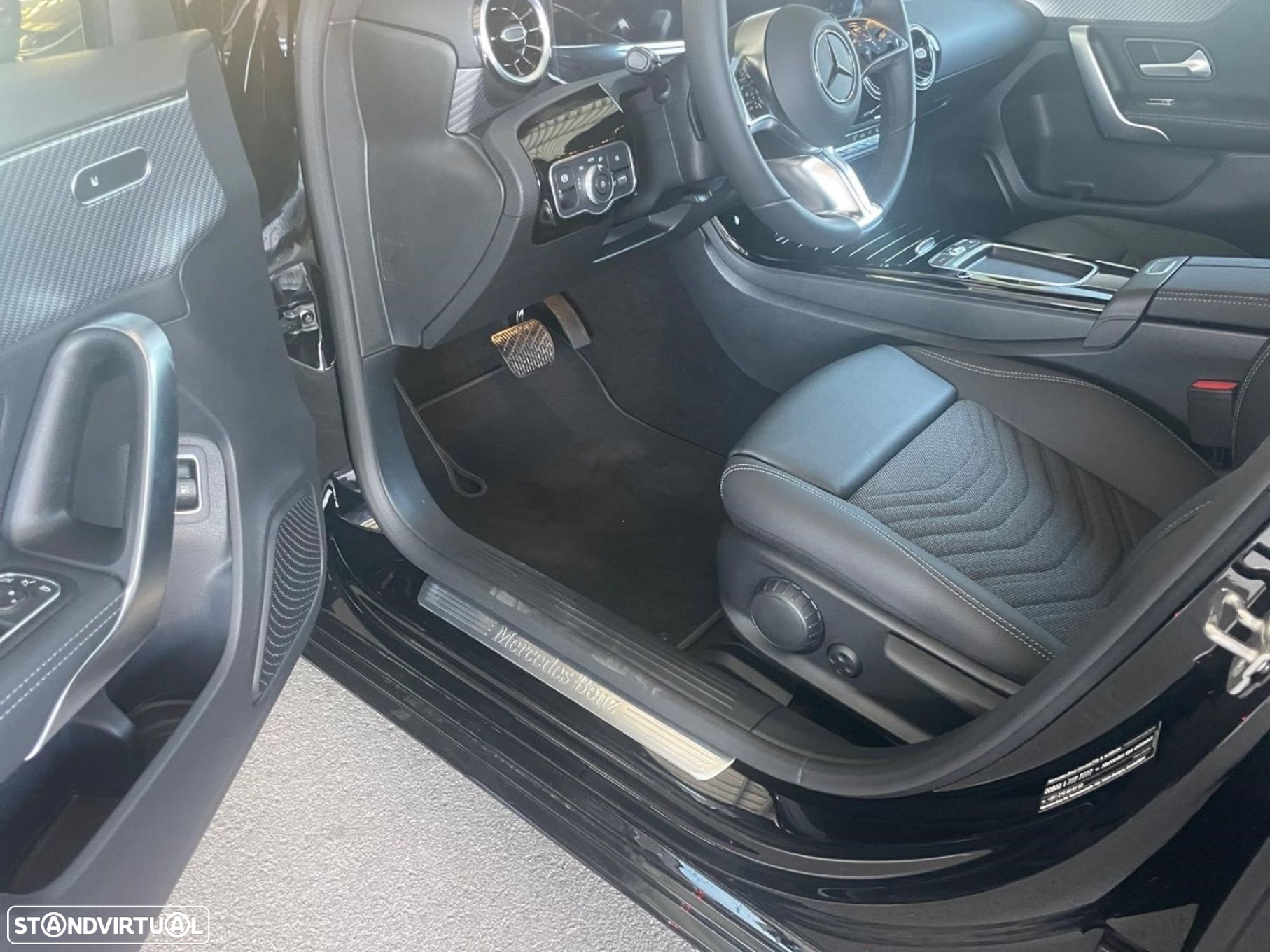 Mercedes-Benz A 250 e - 15