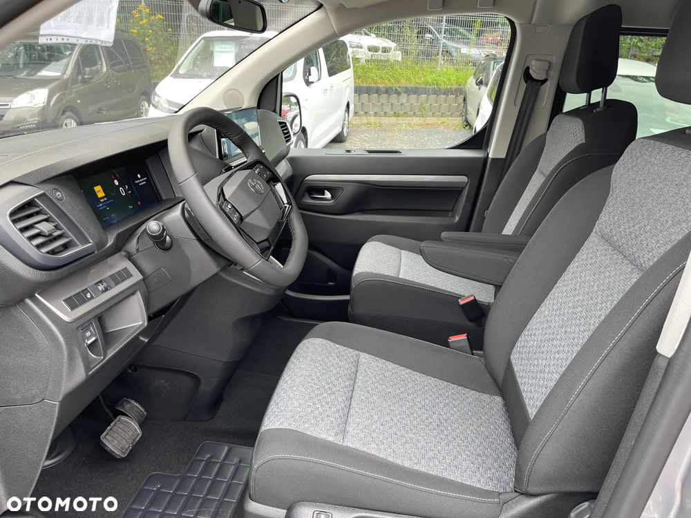 Toyota Proace Verso - 12