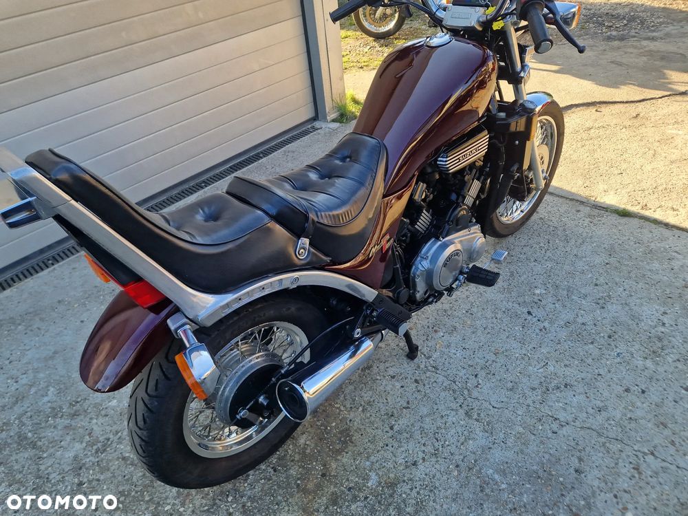 Suzuki GV - 9