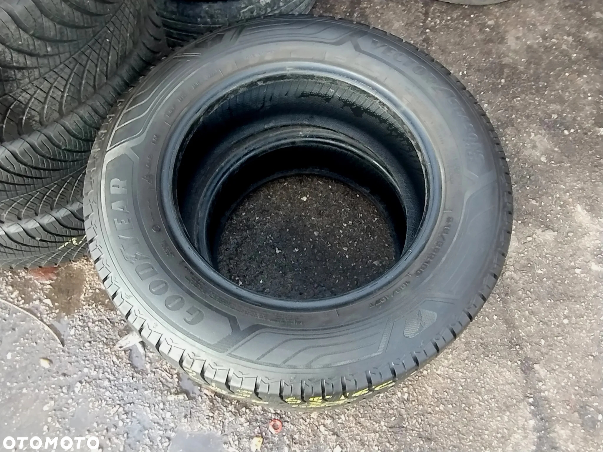 215/65R16C 109/107T Opony Całoroczne Wielosezonowe GOODYEAR Vector 4SEASONS CARGO 8,5mm Legnica ALU-RAD 23r. - 6