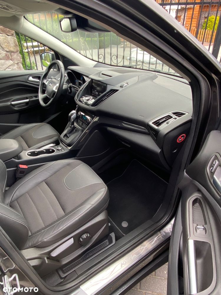Ford Kuga 2.0 TDCi 4x4 ST-Line - 27