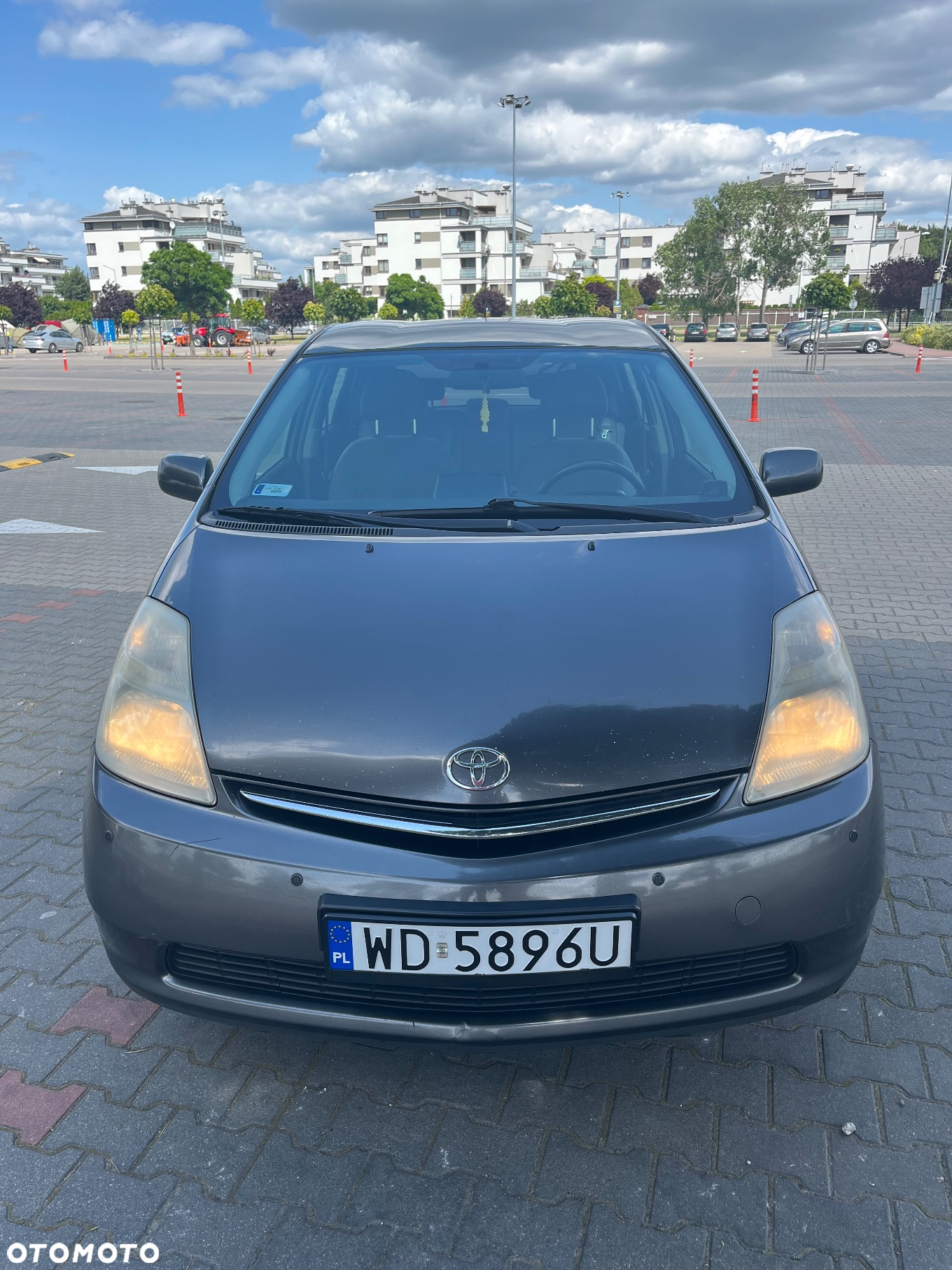 Toyota Prius - 3
