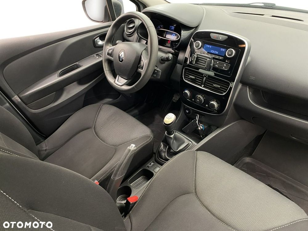 Renault Clio - 21