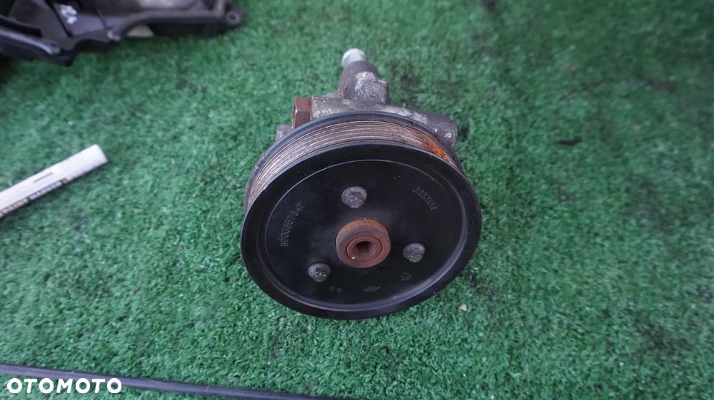 Renault Trafic II Opel Vivaro Nissan Primastar 2.0 DCI M9R pompa wspomagania