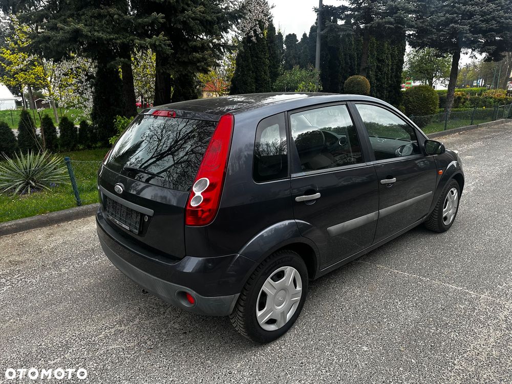 Ford Fiesta - 4