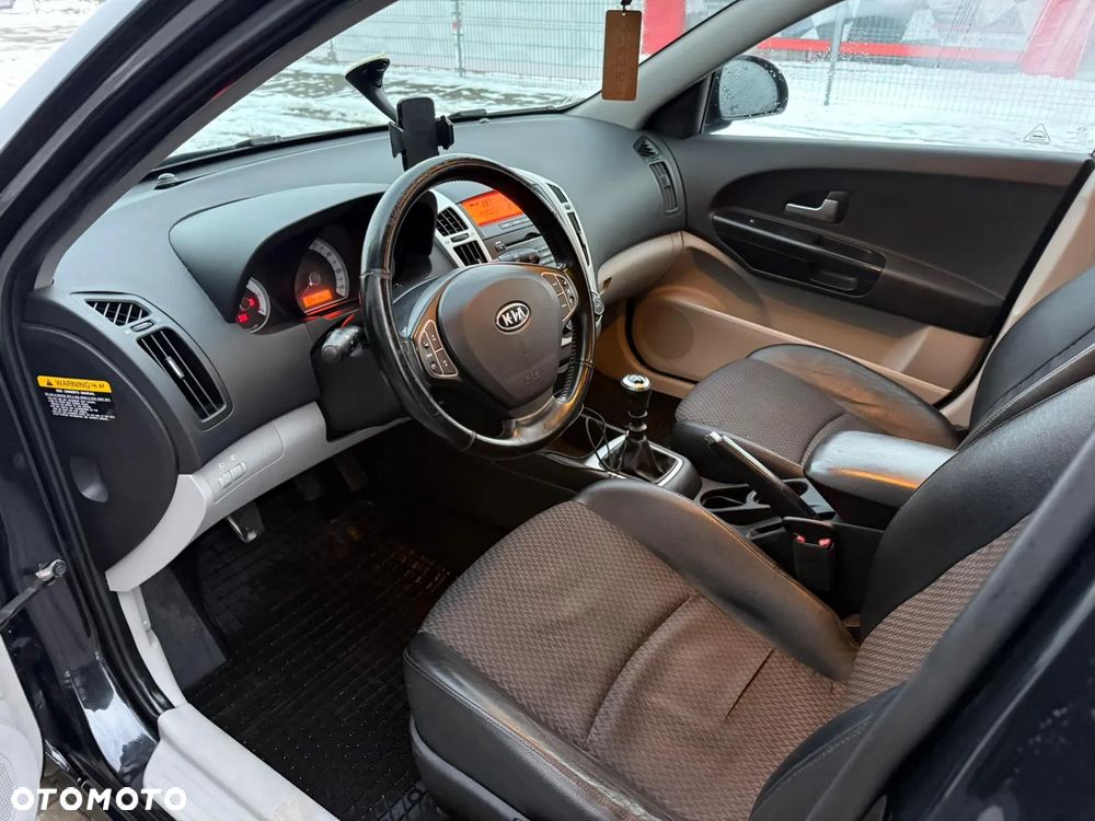 Kia Ceed 1.6 Crdi Comfort - 8